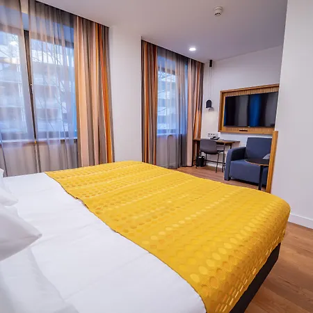 Hotel Hestia Kentmanni 4*