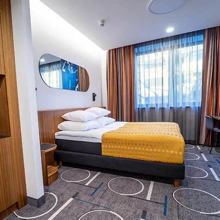 Hestia Kentmanni Готель 4*